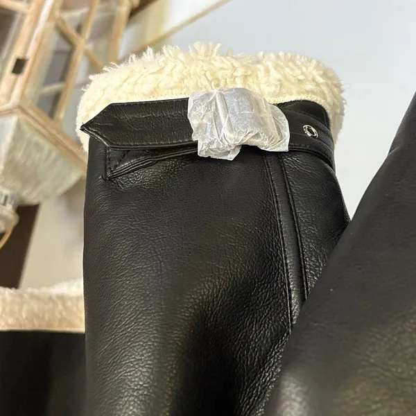 NEW Faux Leather and Shearling/Sherpa Jacket Black Size L - Image 4