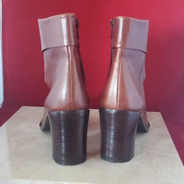 Enzo Angiolini Brown Ankle Boots High Heel Chunky Heel - Size 7 M - Image 5