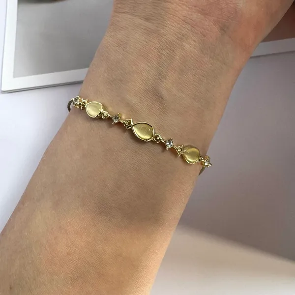 Adjustable Fish Charm Bracelet for Women Gold - Image 5
