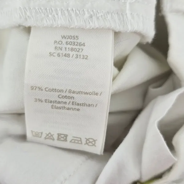 Boden Chino Shorts Womens 6 WJ055 White 4 Inch Inseam EUC - Image 4