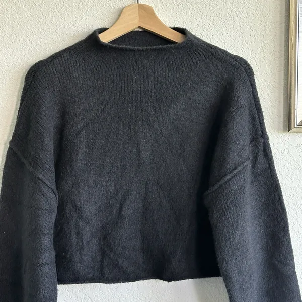 FREE PEOPLE Forest Sweater XS Cropped Black Oversized Pullover Mock Neck - Image 8