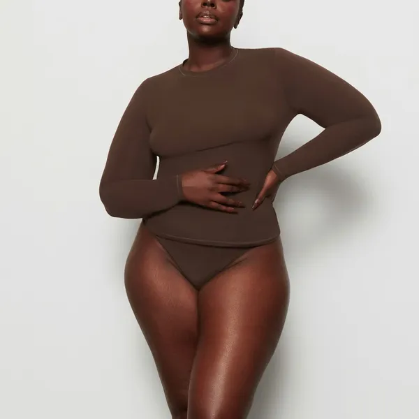 NWOT Skims Fits Everybody Long Sleeve T-Shirt in Cocoa - Image 2