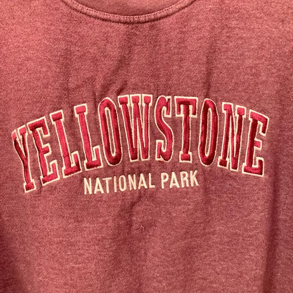 Pacific & Co Yellowstone National Park Classic Sweatshirt Size Small - Image 2