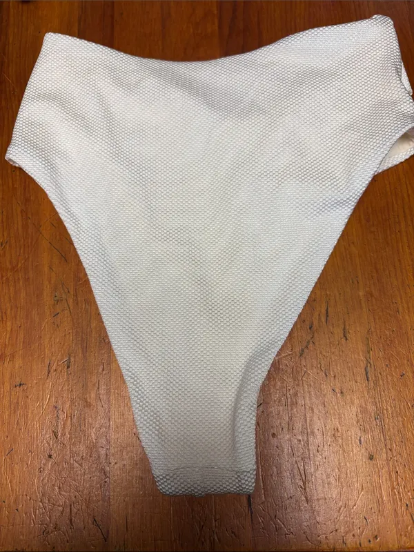 High-Waist Textured White Bikini Bottom - Image 2