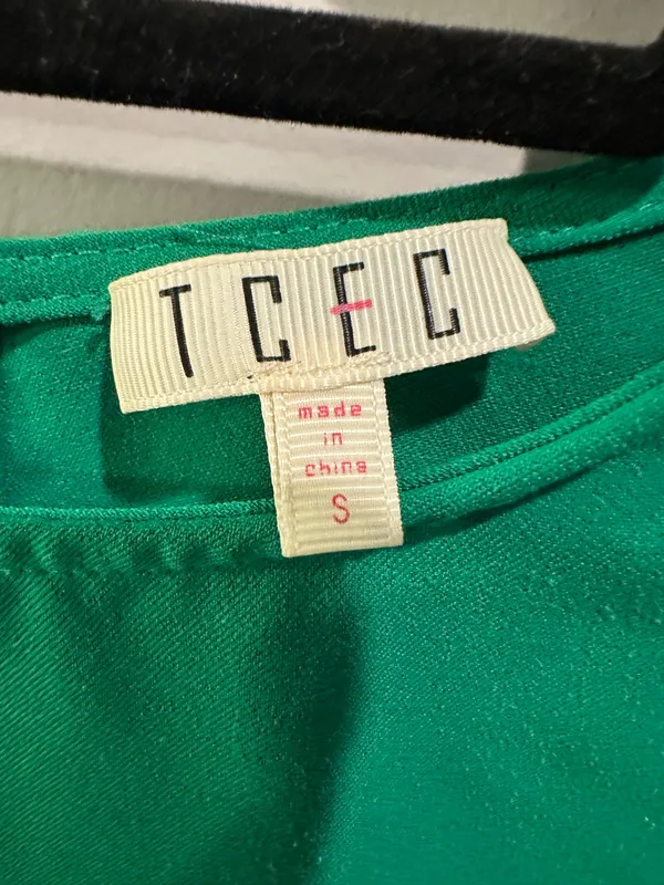 TCEC Kelly Green Flutter Sleeve Blouse - Image 3