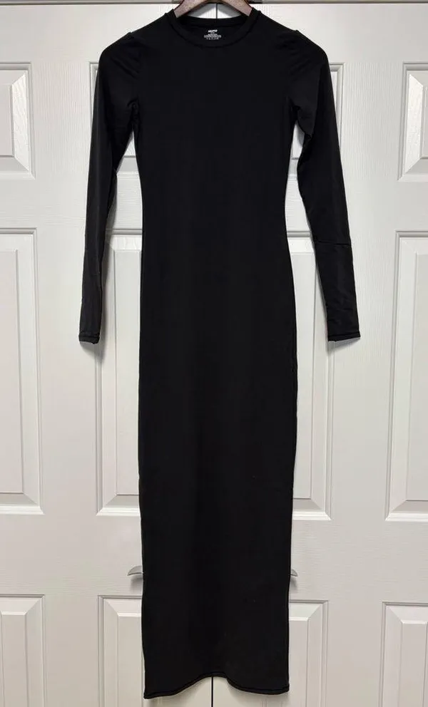 SKIMS Fits Everybody Crew Neck Long Sleeve Dress - Image 5