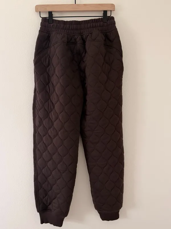 NWT Rae Mode Espresso Quilted Joggers size small Brown - Image 3