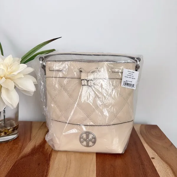 NWT Tory Burch Willa Mini Bucket‎ Bag - Image 10