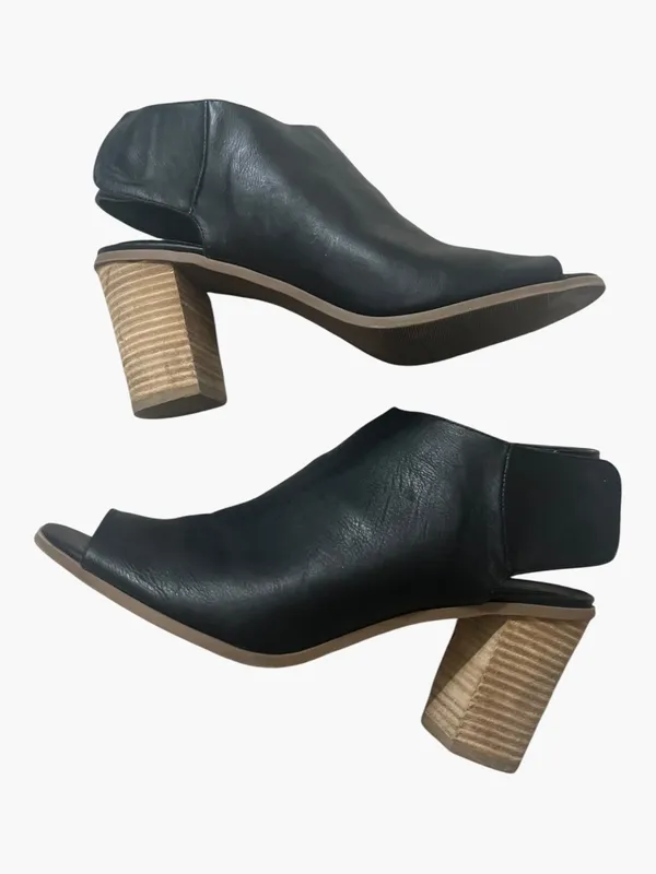 Mossimo Supply Co Black Leather Open Toe Sandal Thick Back Strap with Block Heel Size 10 - Image 2