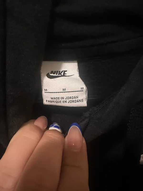 Black Nike Hoodie Women’s Medium - Image 3
