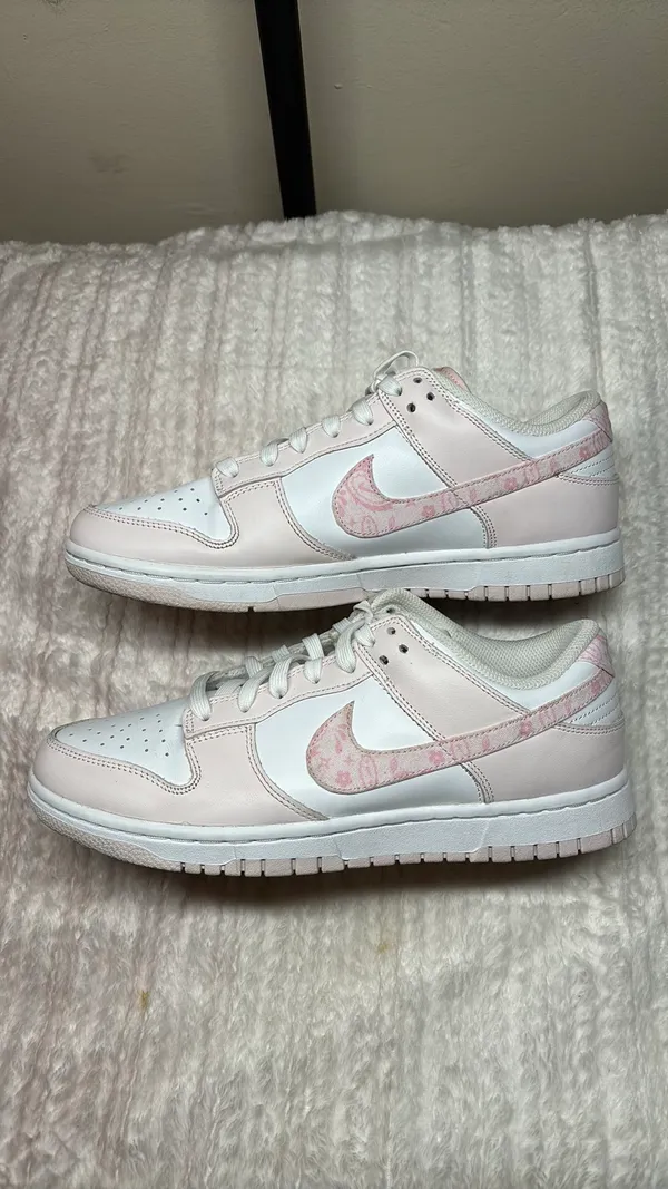 Nike Women’s Dunk Low Sneakers - Image 6