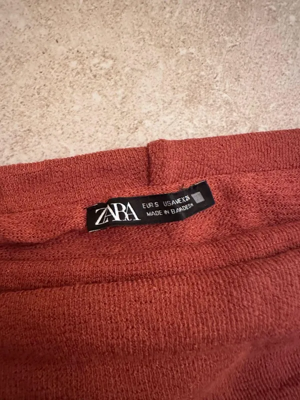ZARA Off-The-Shoulder Top - Image 3
