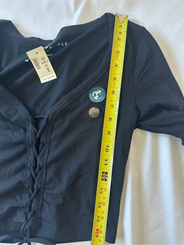 Old Navy Black Lace - Image 7