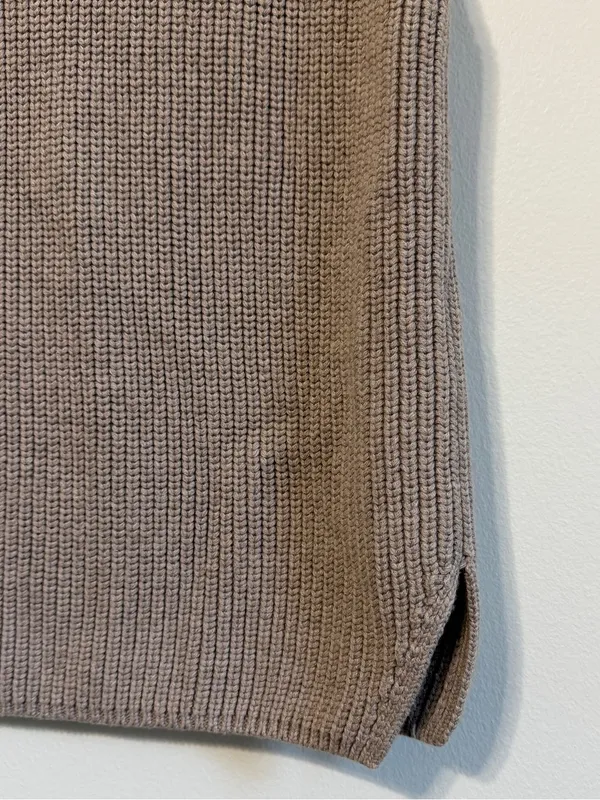 Abercrombie & Fitch Mock Neck Sweater Vest Size Medium Tan Brown Neutral - Image 5