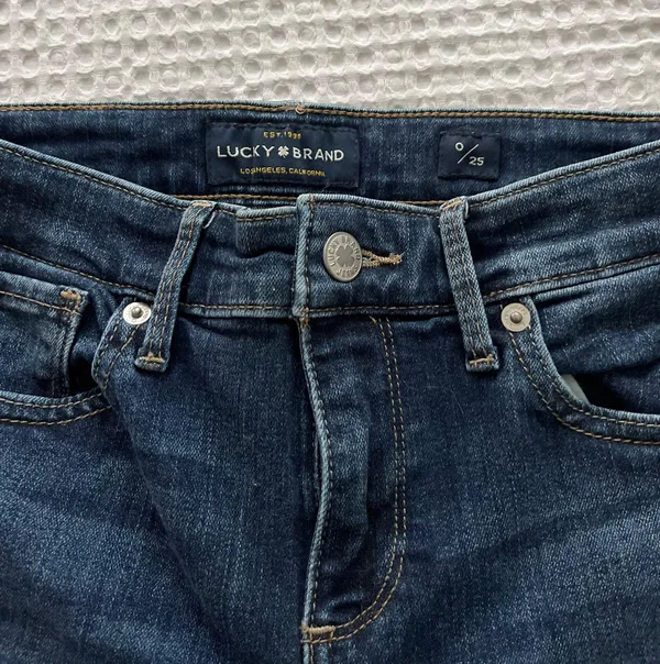 Lucky Brand Jeans - Image 3