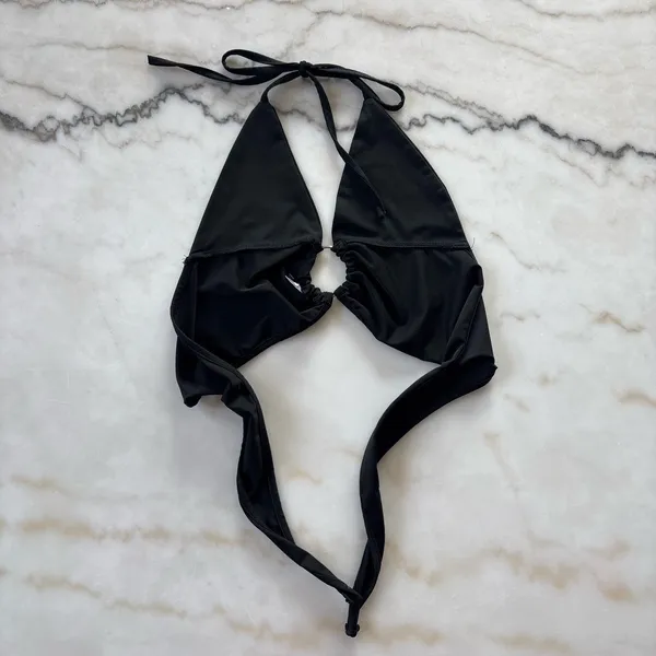 Black Ruched O-Ring Halter Neck Plunge Crop Top - Size Medium - Image 4