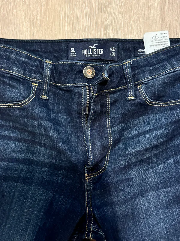 Hollister Jeans - Image 2