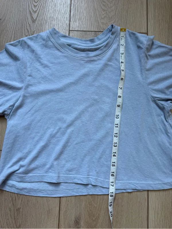 SET Active Crewneck Short Sleeve Baby Blue Baby Tee Medium 100% Cotton Crop Top - Image 8