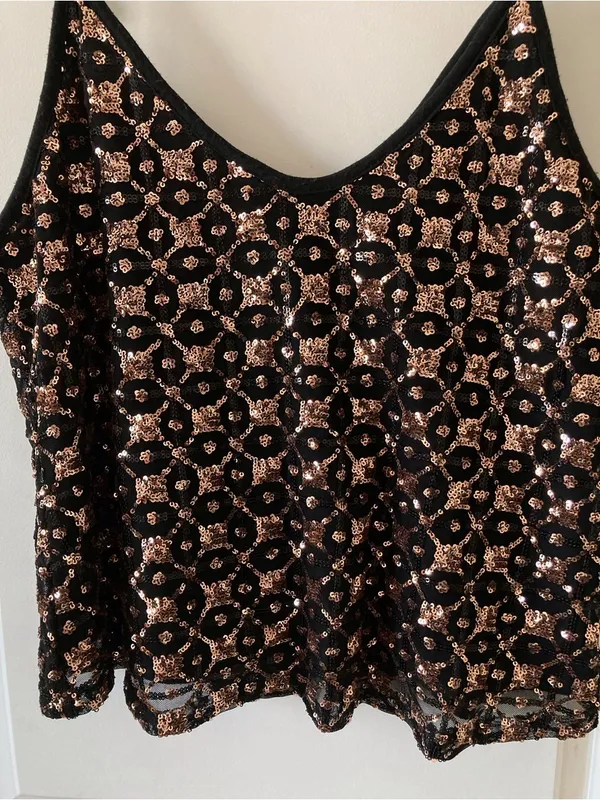 Shyanne Gold Sequin Top Black Tank Adjustable Straps Women's Medium - Image 4