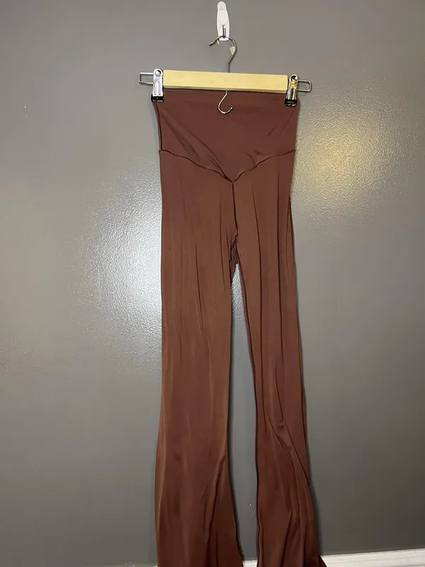 OFFLINE By Aerie Leggings Womens Small Real Me Hi Rise Flare Ankle Yoga Pants - Image 2