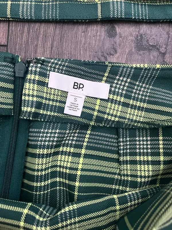 BP Skirt Set - Image 4