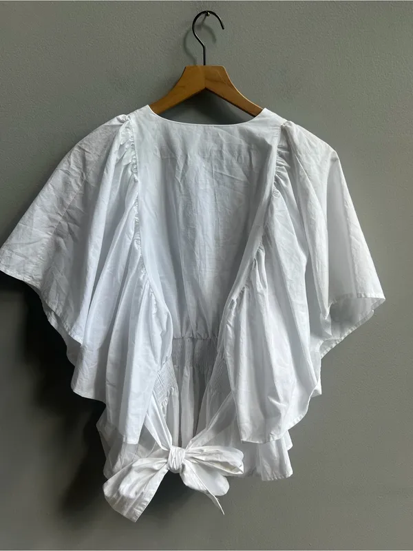 Zara White V-Neck Peplum Puff-Sleeve Blouse 100% Cotton Size Large - Image 4