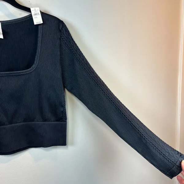 Offline By Aerie Seamless Cable Square Neck Ribbed Shirt Black Fall Sport NEW XL - Image 9