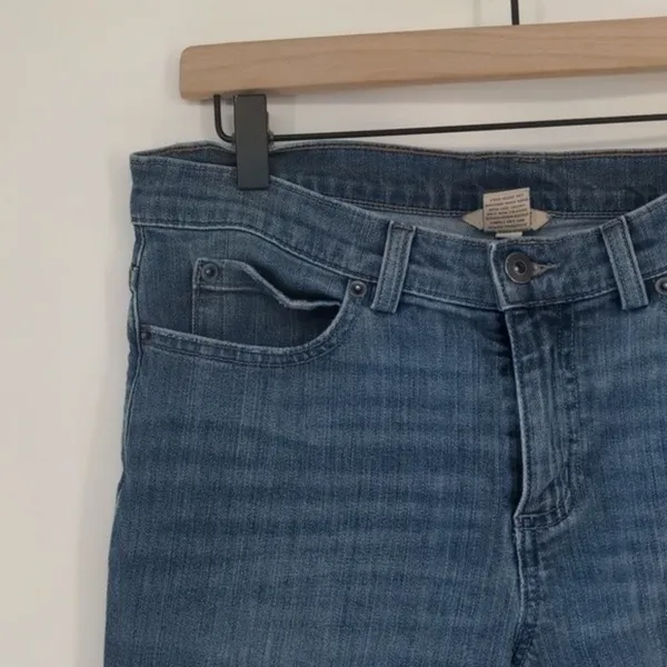 Duluth Trading Women's Medium Wash Bootcut Jean‎ Size 8 - Image 7