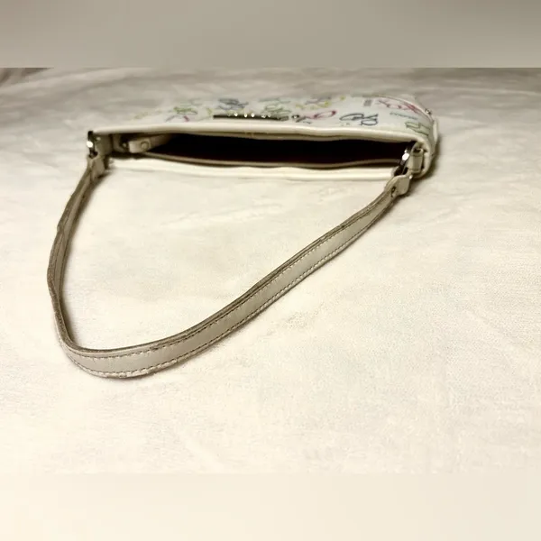 XOXO Vintage Y2K White Purse - Image 4