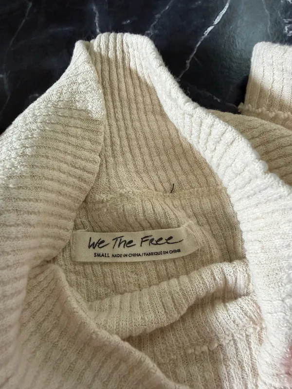 Free People Sweater - Image 4