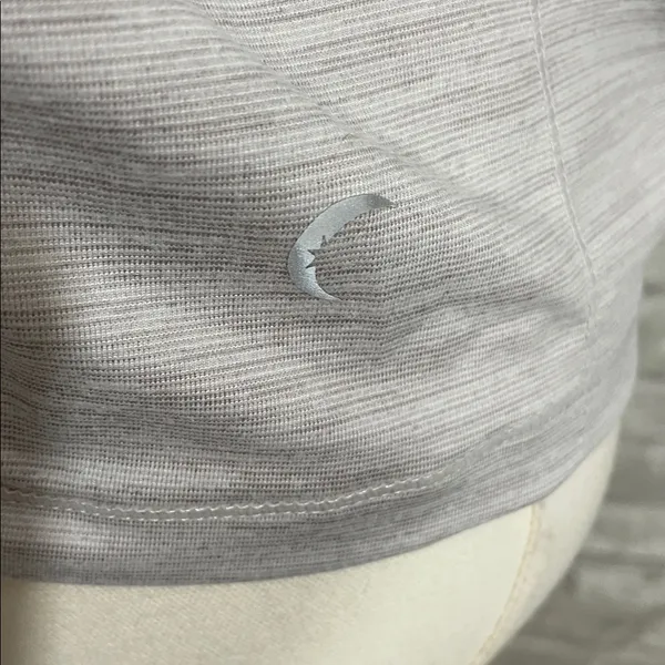 ZYIA Gray Yoga Shawl - Image 4
