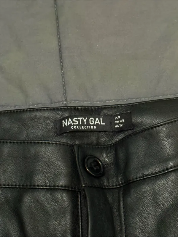 Nasty Gal black leather shorts Size 8 #leather #biker zipper is detached - Image 4