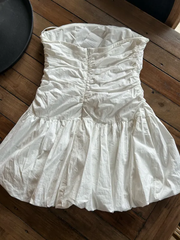 NWT More to Come Revolve White Sleeveless Bubble Mini Dress M - Image 9