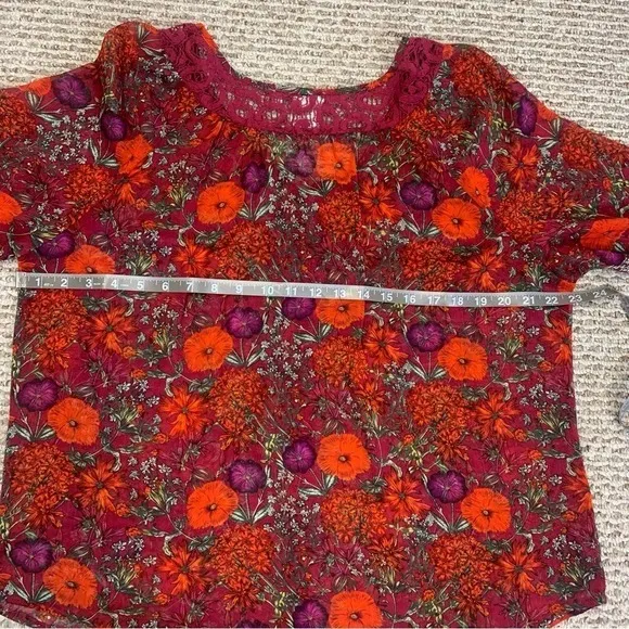 Fred David Women's XL Red Floral Sheer 3/4 sleeves Blouse Dainty Lace‎ Neckline - Image 7