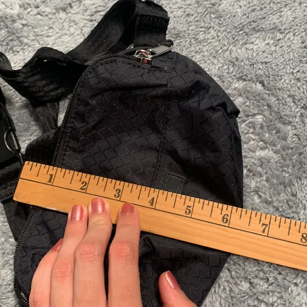 Athleta black belt bag fanny pack - Image 14