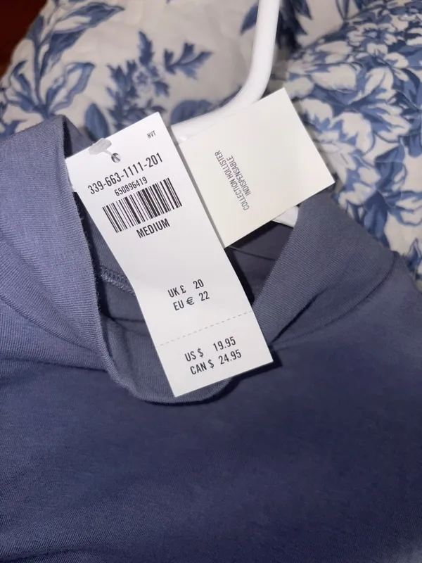 Hollister Mock Neck Long Sleeve - Image 3