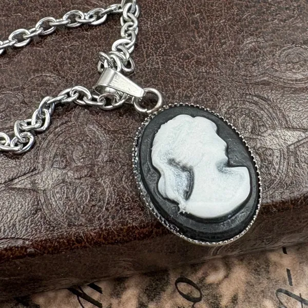 Black White Cameo Necklace Vintage Gothic Pendant 18” Chain - Image 2