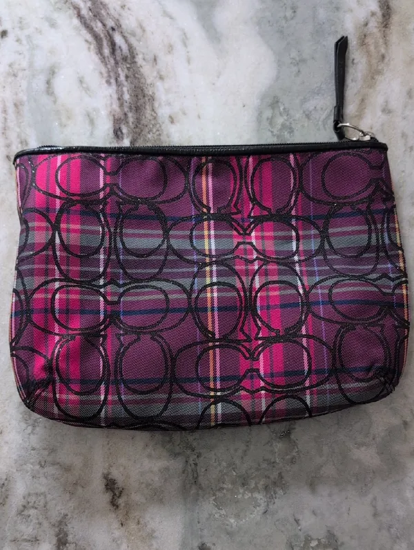 NWOT Coach Poppy Tartan Plaid Logo Cosmetic Bag | Coach Catch All Bag - Image 2