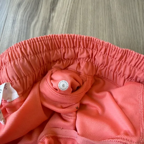 Lululemon Hotty Hot Shorts - Image 4