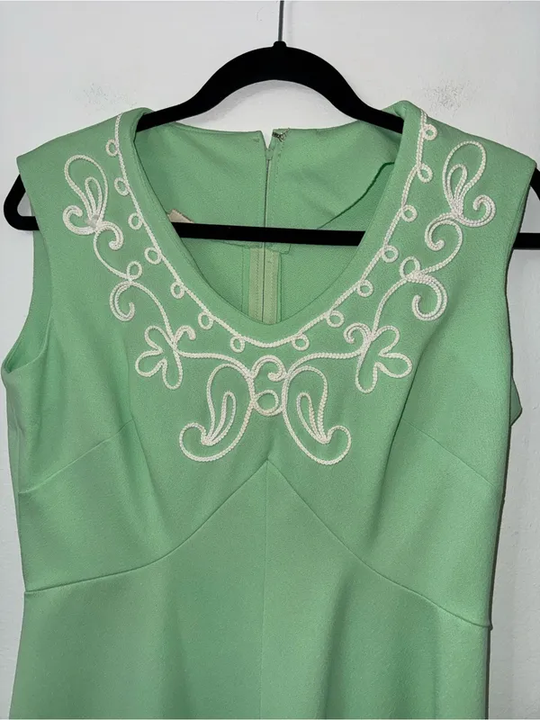 Vintage 1960s Sleeveless Mint Green Maxi Dress with Embroidered Scoop Neck - Image 3