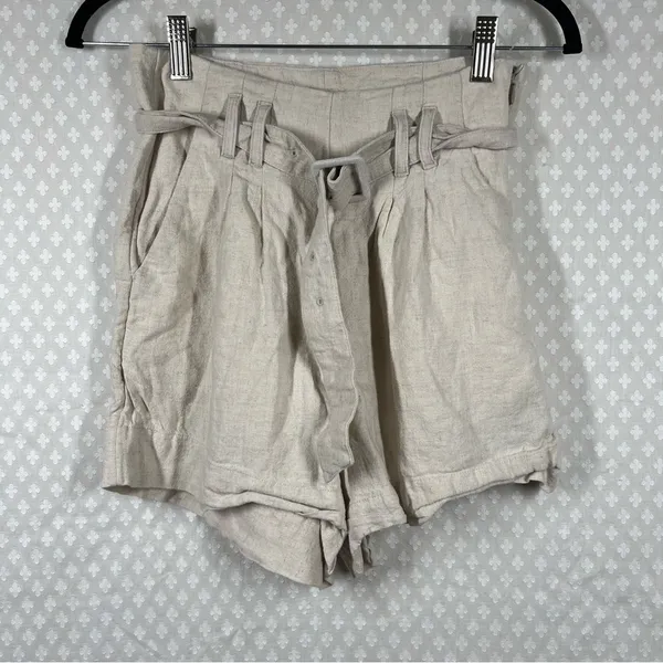 Abercrombie & Fitch Cream Linen Blend High Rise‎ Belted Shorts - Image 3