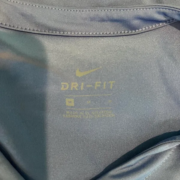 Nike Purple Dri-Fit Shirt - Image 4
