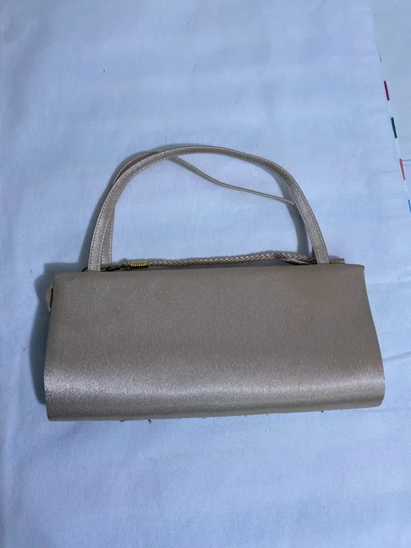 Embellished Gold Evening Clutch Hand Bag - Image 5