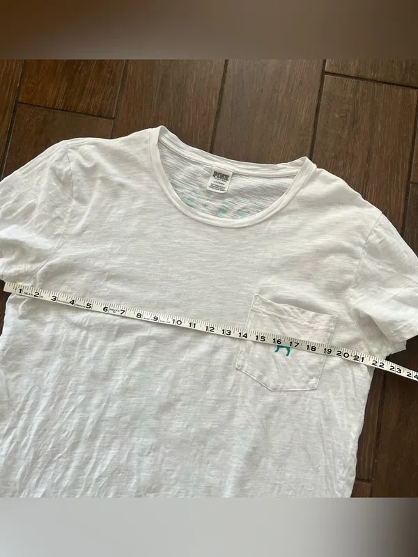 Victoria's Secret PINK White Dog Pocket T Shirt size L - Image 4