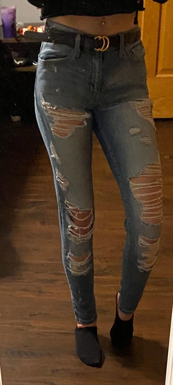 KanCan USA Distressed Skinny Jeans - Image 4