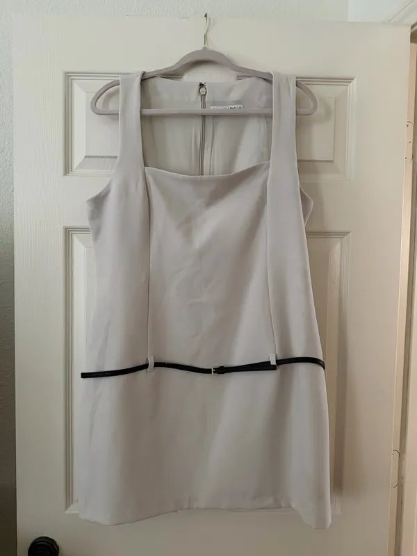 New Without Tags Abercrombie Belted Cream Dress - Image 2