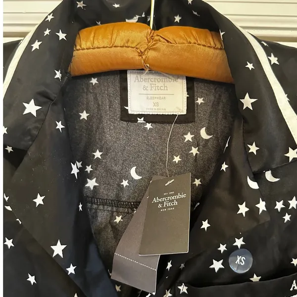 Abercrombie & Fitch Celestial Moon Star Print Satin Pajama Top Black XS New - Image 3