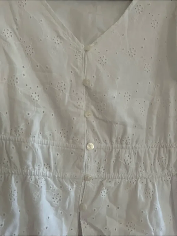 100% Cotton White Eyelet Button Up Peplum Top Medium Cottagecore Coastal - Image 2