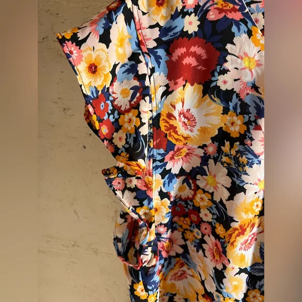 Alex and Lili Floral Flutter Sleeve Women's Top Summer business casual cottage - Image 3