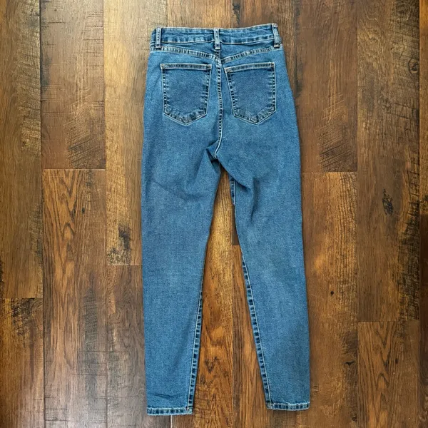 COTTON:ON high cropped skinny blue denim jeans, size 4 - Image 2